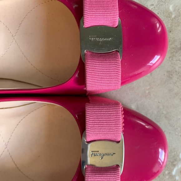 These are really pretty and comfortable shoes that I've never worn before. - Picture 3 of 4